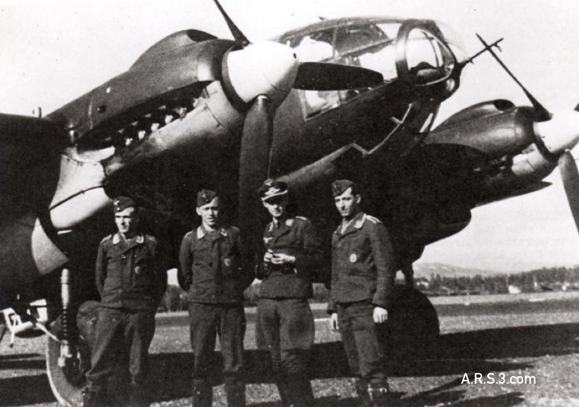 Crew of 5J+AM L-R Karl Hauck, Wilhelm Maier, Joachim von Arnim and Paul Gersch