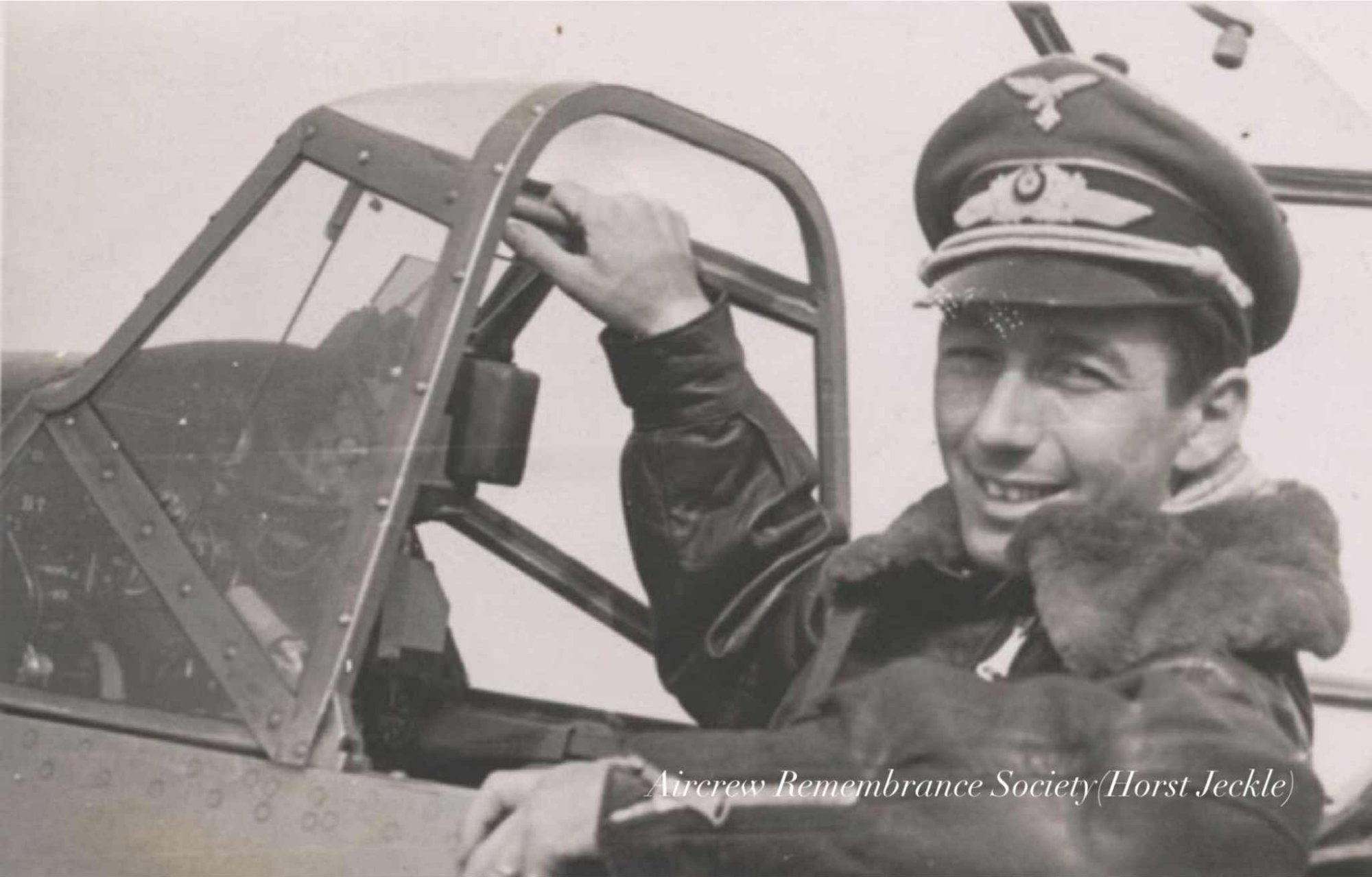 An early photo of “Jupp” Joppien in the cockpit of a Bf 109E (Jeckel)