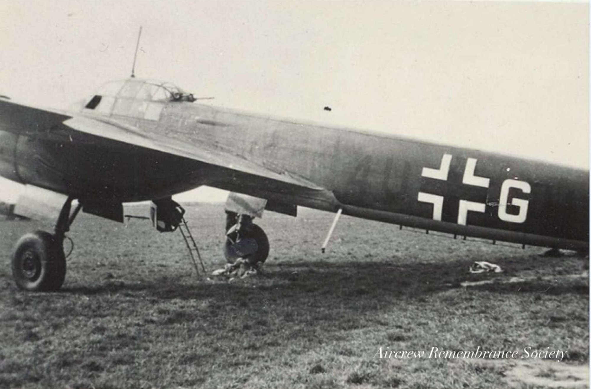 The Junkers 88 4U + GH at Paris-Buc,1941