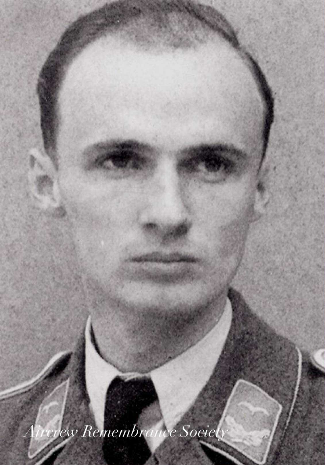 Pilot; Robert Beeg – Killed