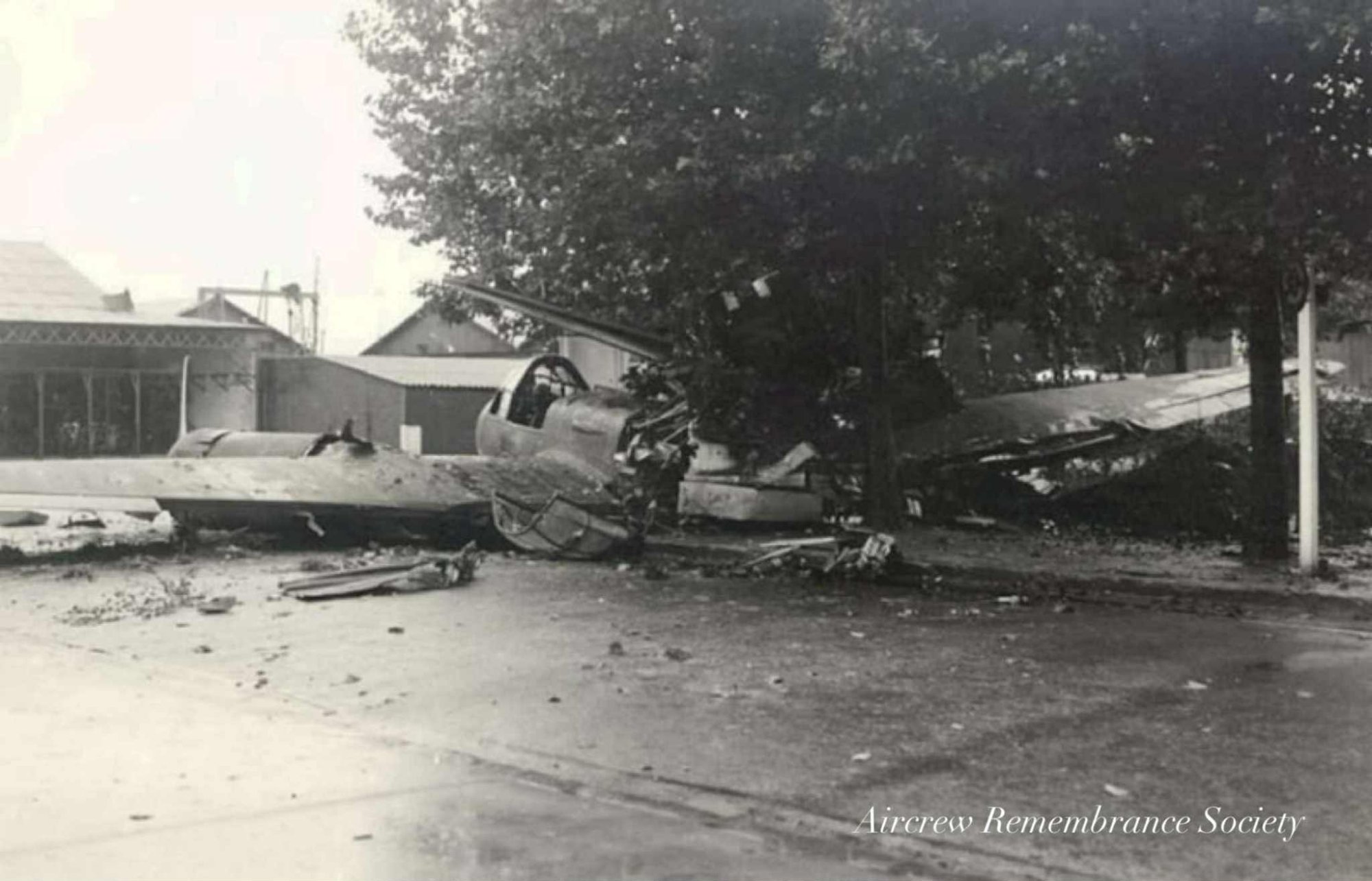 Amazing that all four crew members survived this crash.