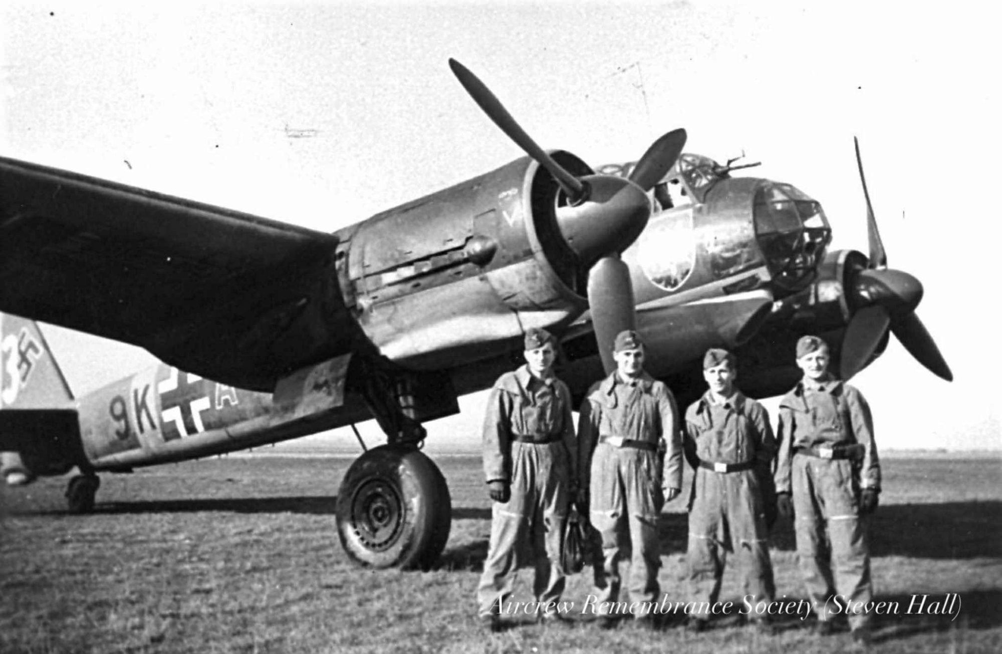 Obergefreiter. Walter Borsch 2nd from left.
