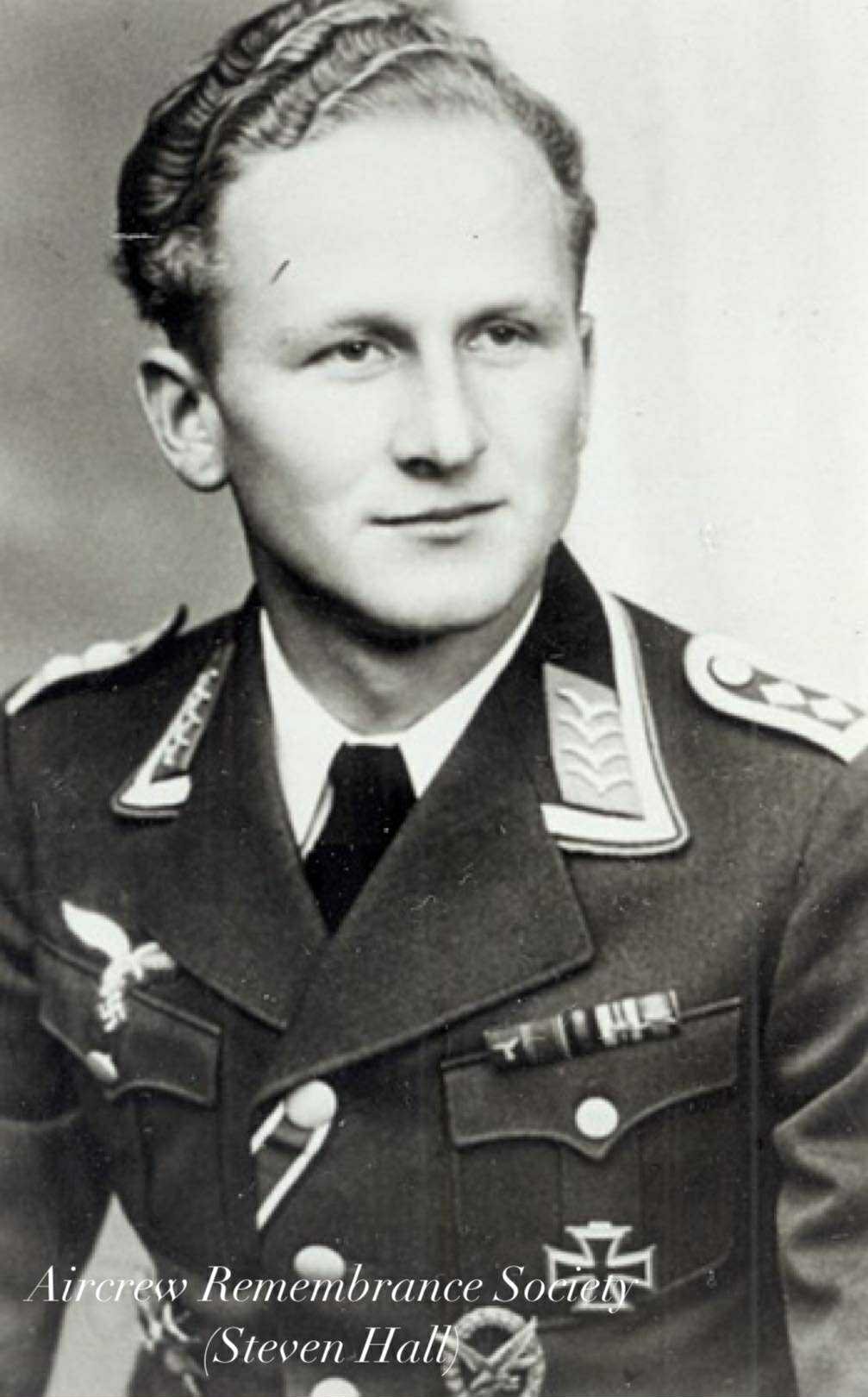 Radio operator Karl Kleih (via Hall)
