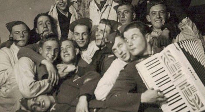 Franz Zambelli relaxing with accordion
