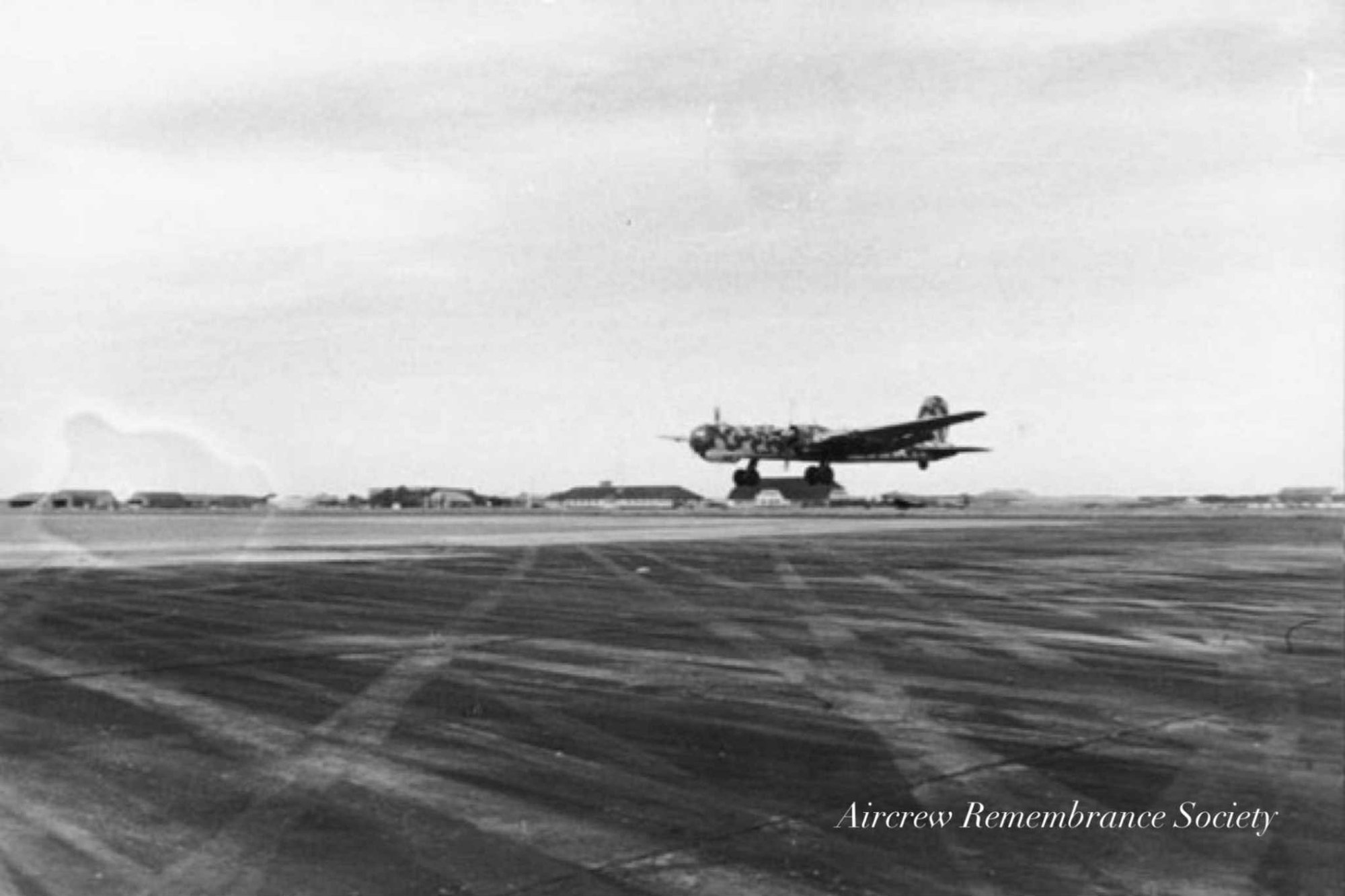 A landing of a Heinkel He 177 from KG40