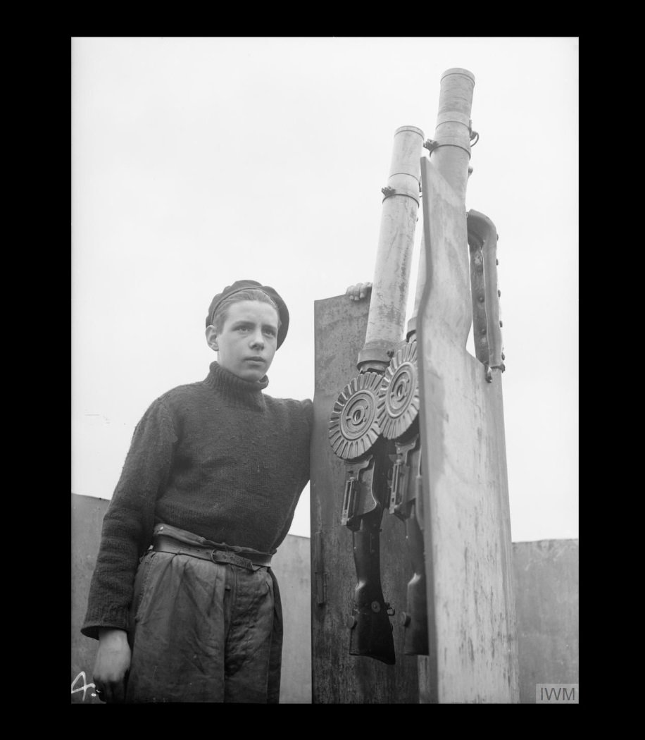 George Thomas the 16 year old anti-aircraft gunner. IWM (A 8110)