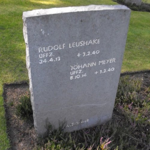 Joint grave; Block 3 Graves 417 – 418. (Brownless).