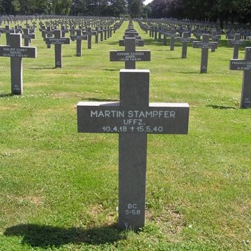 Last resting place for Martin Stampfer (Jolie)