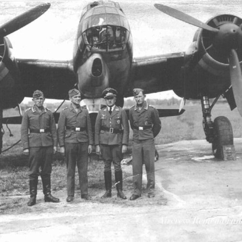Left, Hans Steigerwald with Gefr. Höfs, Müller & Uffz. Hellwig (Steigerwald)