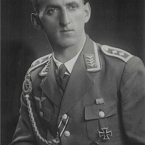 Oberfeldwebel. Heinrich Richter (via Bill Norman).