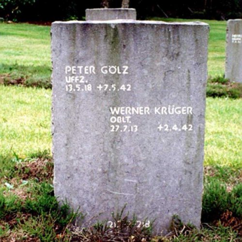 The grave of the pilot Peter Gölz can be found at the Deutsche Soldatenfriedhof Cannock Chase. Block 34 Grave 37.