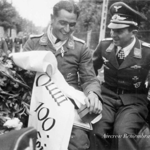 Karl is congratulated by Oblt. Waldemar Felgenhauer of 2./(F)123 (Knoedler)