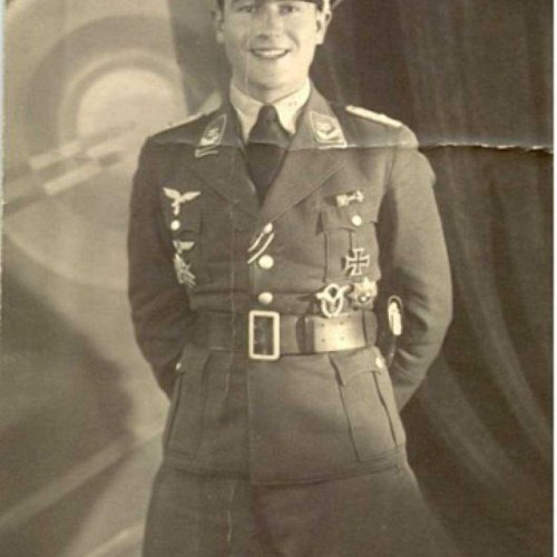 Oberleutnant. Karl Rueck (Knoedler)