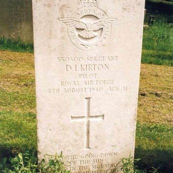Grave of Sgt David Ian Kirton 550500 R.A.F.