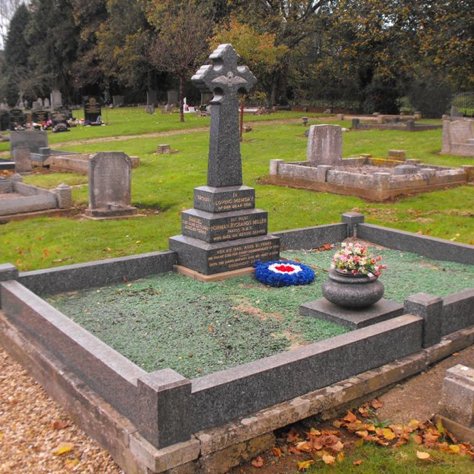 A visit to Burton Latimer Cemetery 8th November 2014 (Brownless)