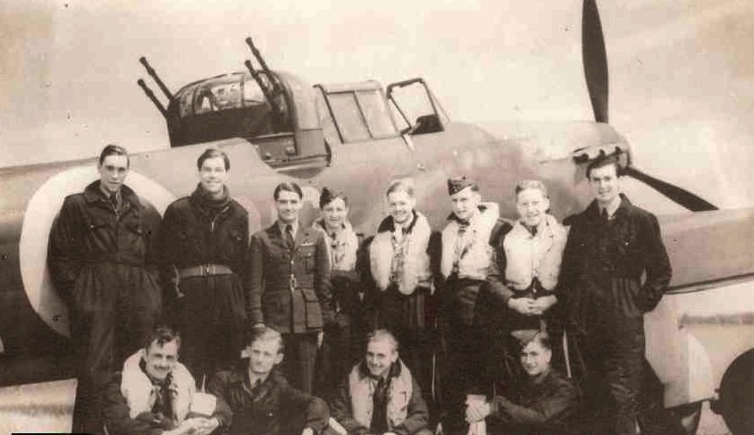 (Source Jan Jolie)
No. 264 Squadron R.A.F. Defiant I L6965 P/O. McLeod