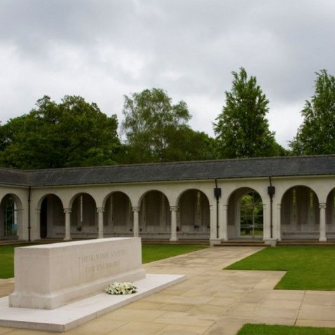 Runnymede Memorial (King Archive)