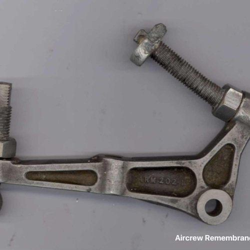 Some parts after cleaning, A bomb steady (Brownless)