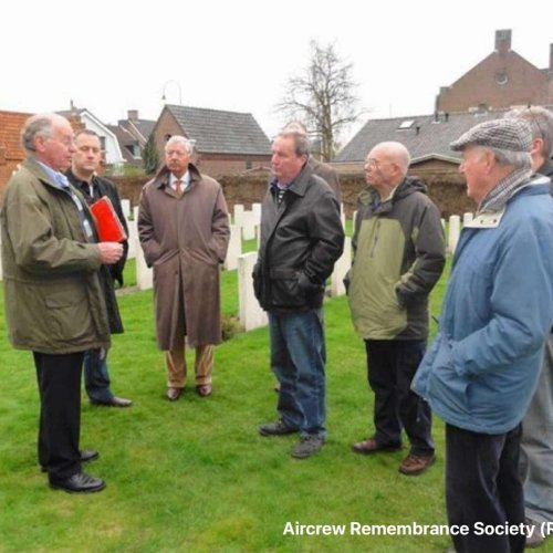 The Brettle family in conversation with our Dutch contacts and Mr.Antoon Verbakel (via Brettle).