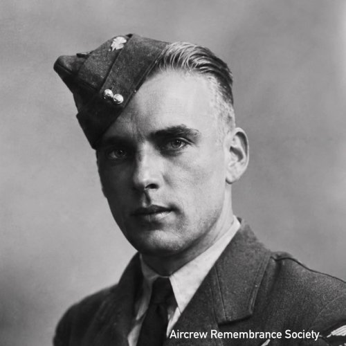 Fl/Sgt. Bruce (courtesy Mavis Bruce) supplied via Roerstreek Museum, Netherlands) (Halifax II JD147)