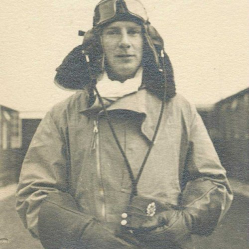 W/Op/Air/Gnr: Sgt. Lindsay Thom (Courtesy Sheena Samonas)