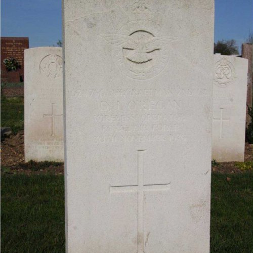 The grave of Daniel John O'Regan.
